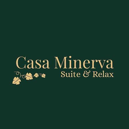 Casa Minerva - Suite E Relax Gioia Del Colle Ruang foto