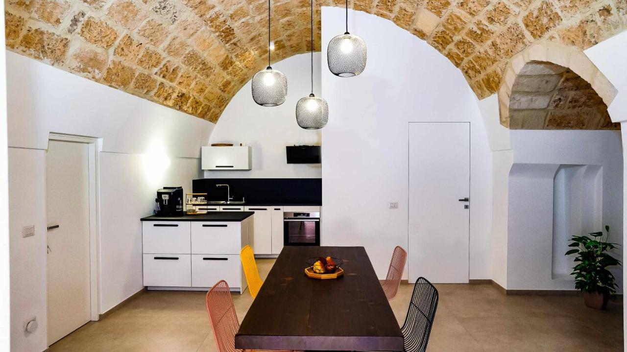 Casa Minerva - Suite E Relax Gioia Del Colle Bagian luar foto