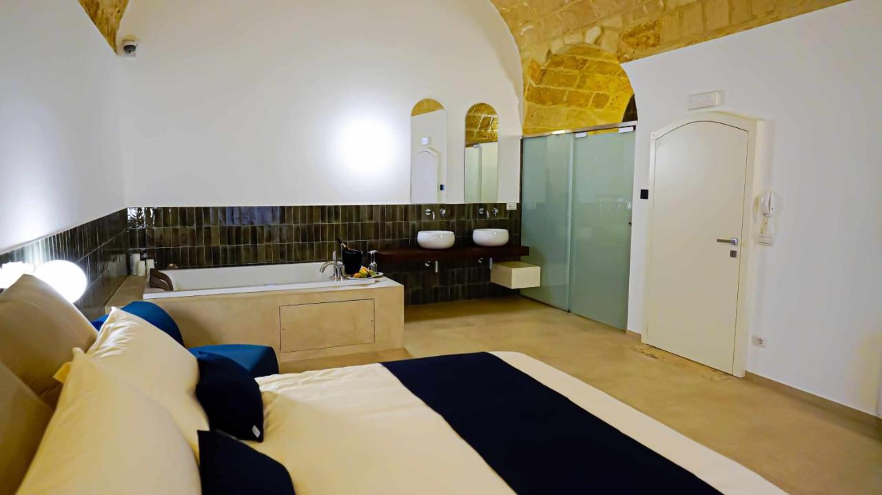 Casa Minerva - Suite E Relax Gioia Del Colle Bagian luar foto