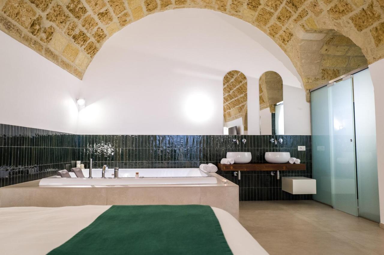 Casa Minerva - Suite E Relax Gioia Del Colle Bagian luar foto