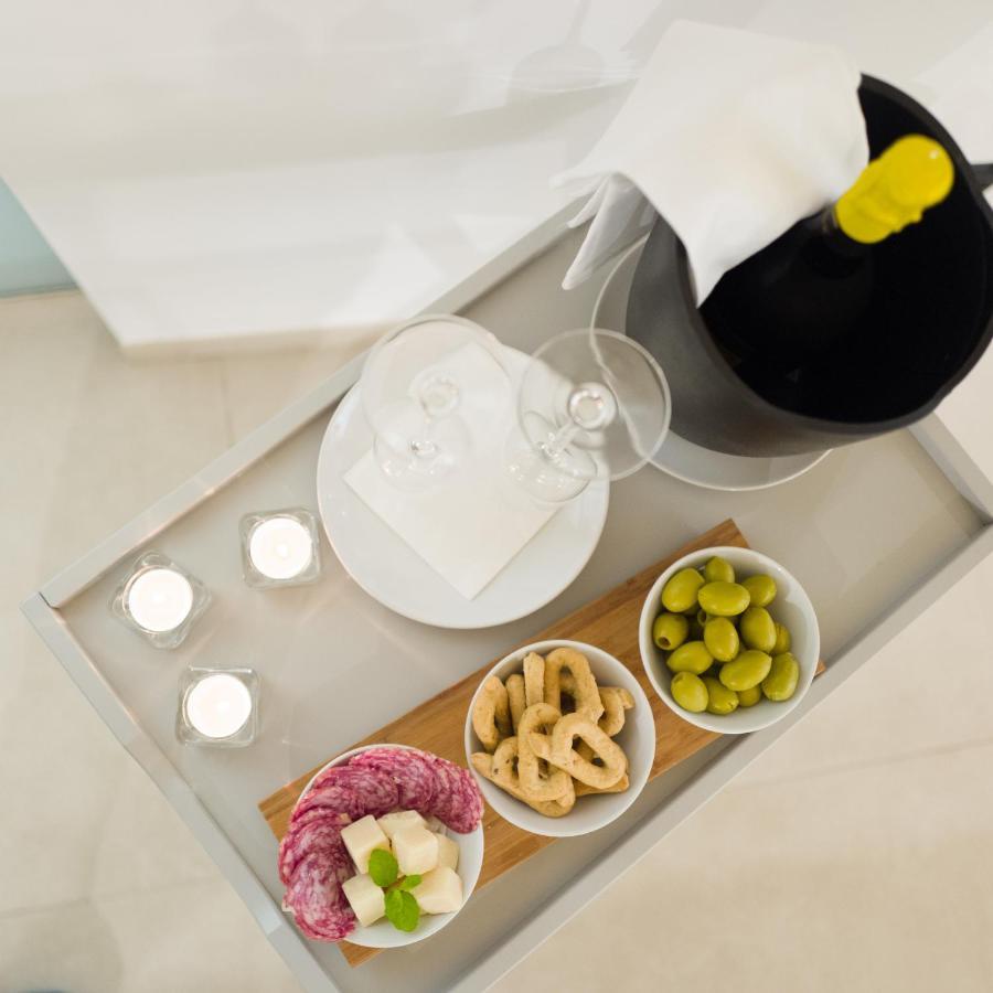 Casa Minerva - Suite E Relax Gioia Del Colle Bagian luar foto