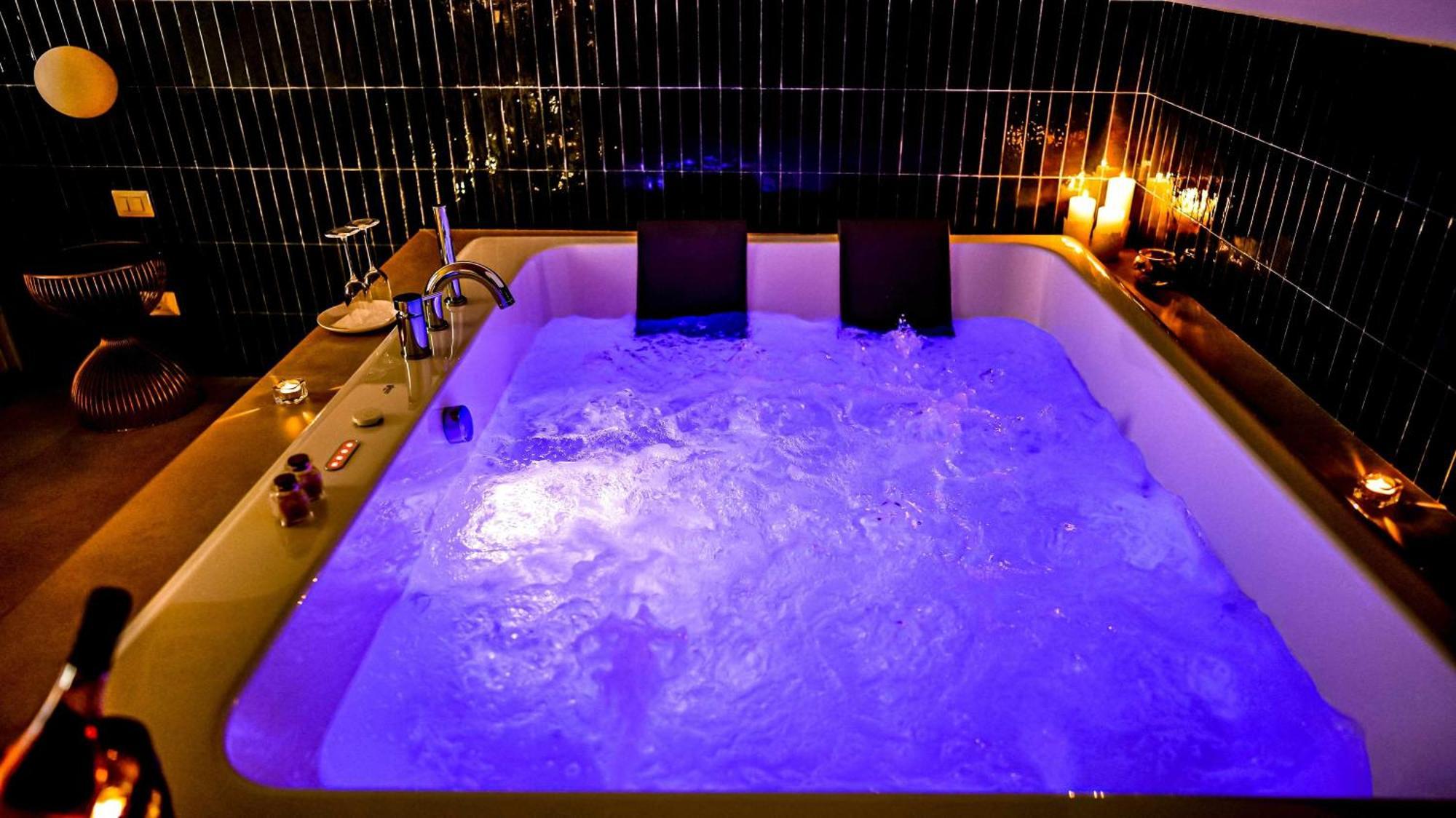 Casa Minerva - Suite E Relax Gioia Del Colle Ruang foto